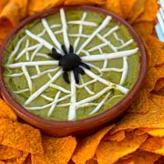 Una foto de Guacamole de Halloween