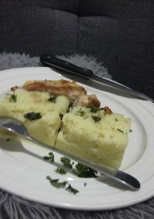 A picture of Chicken Cordon Bleu.