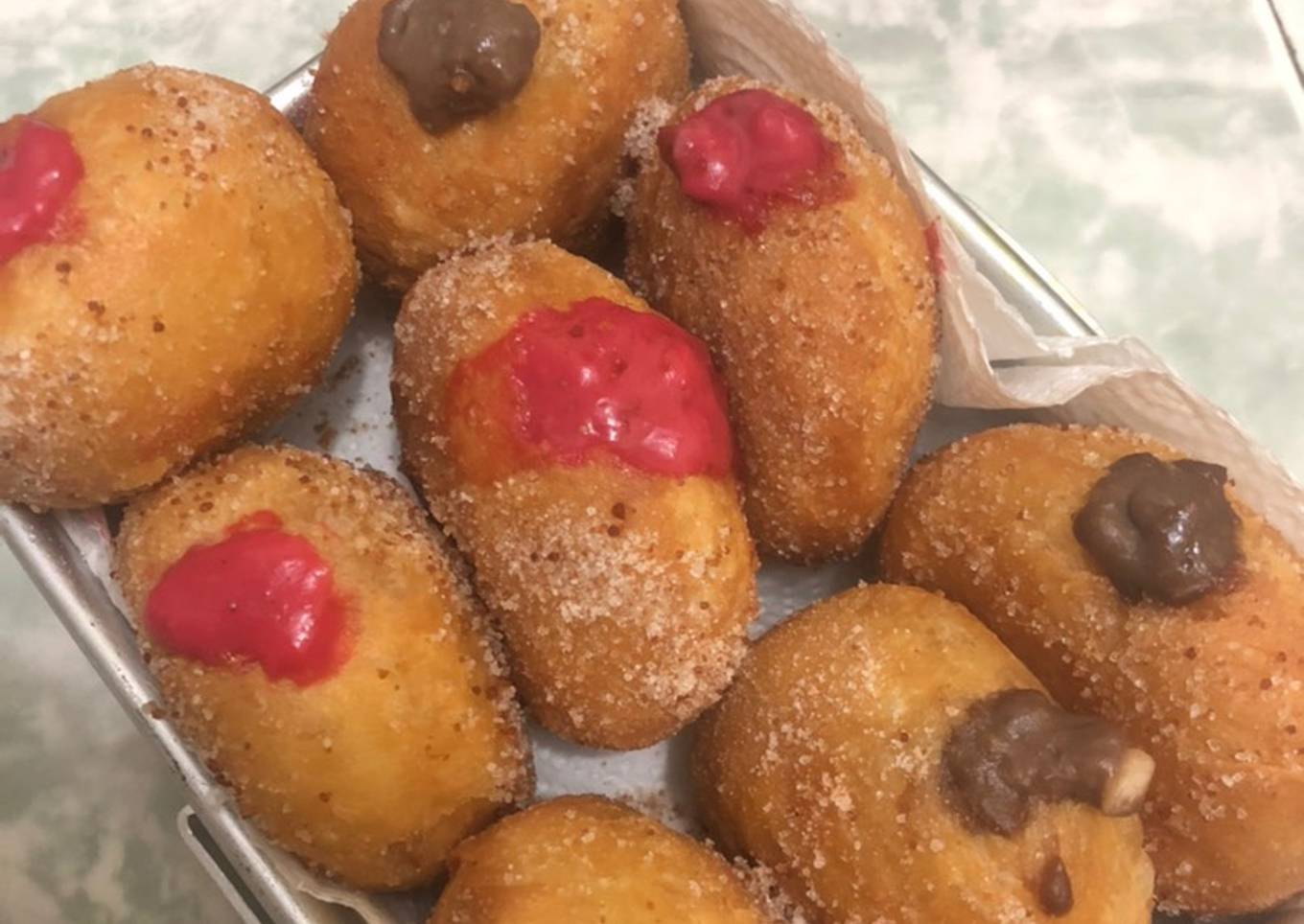 Bomboloni cream Coklat& strawberry🍩🍫🍓