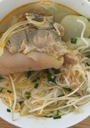 Hình của món Bún Giò heo với Sả - dễ làm mà lại vừa bổ vừa ngon.