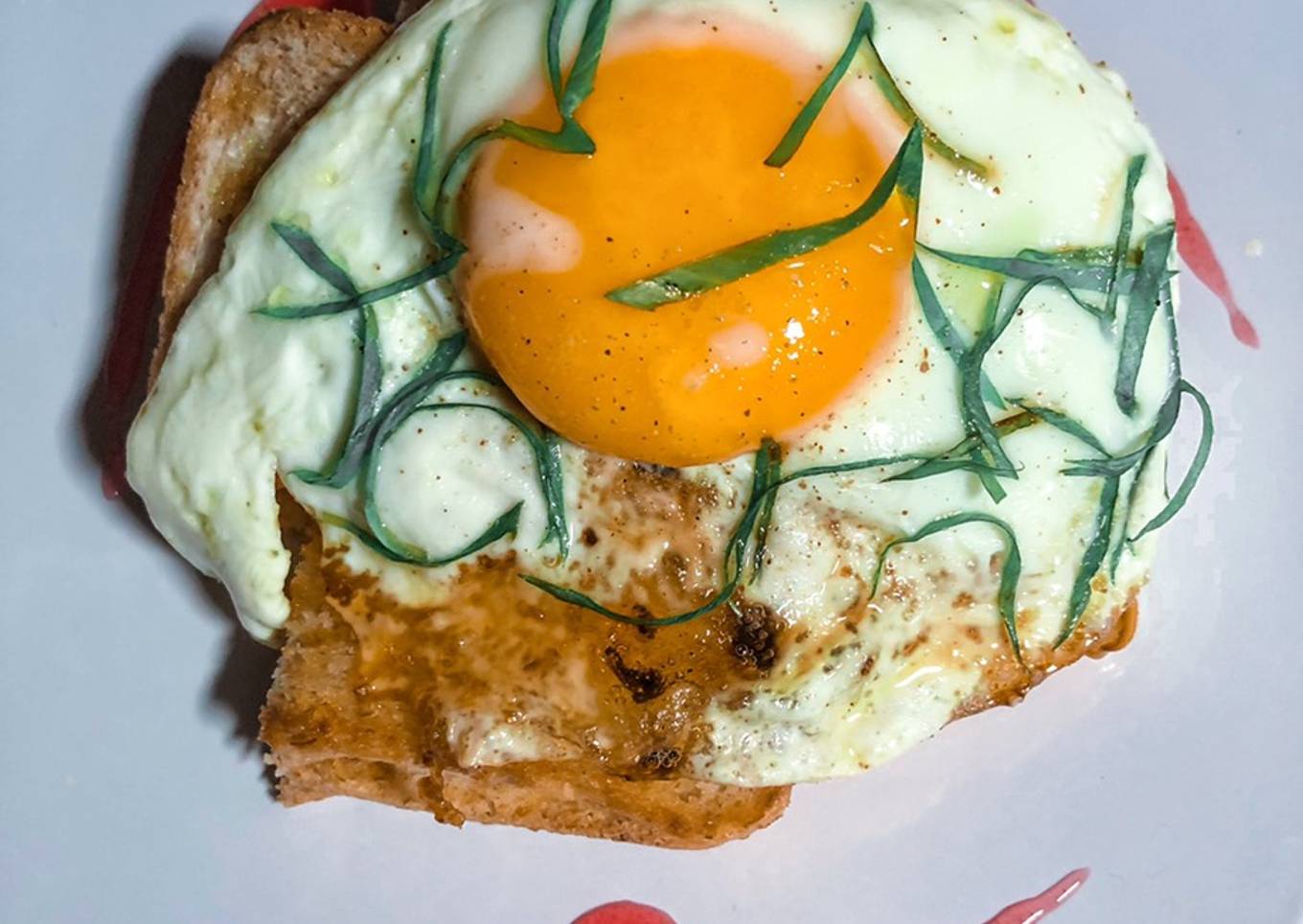 Roti gandum bakar + telur