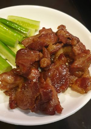 รูปของ หมูแดดเดียว คีโต