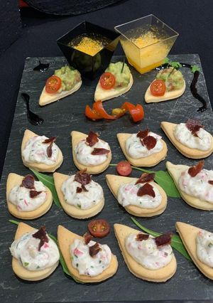 Una foto de Galletas con queso y kani kama