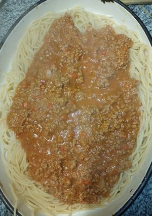 Una foto de FIDEOS CON SALSA. (+ Salsa para frezzar)