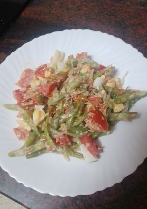 Una foto de Ensalada de habichuelas con atún y brotes de soja