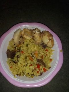 Fried rice da kwai cikin kwai ainihin hoton girkin