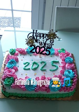 Foto di Torta di Capodanno 2025 a colori 👩‍🍳🥂🥂🥂🍾🍾🍾🍾