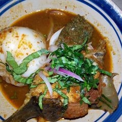 A picture of Fresh fish peppered soup.