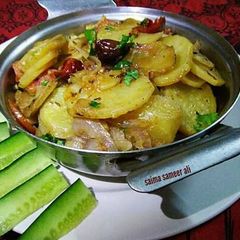 A picture of Spicy karhai Aloo.