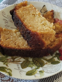 Una foto de Budín de manzana invertido