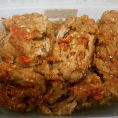 Ayam Geprek রেসিপির প্রধান ছবি