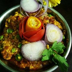 A picture of Matar paneer baingan bharta.