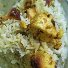 A picture of Paneer Aloo Methi Matar Pulav.
