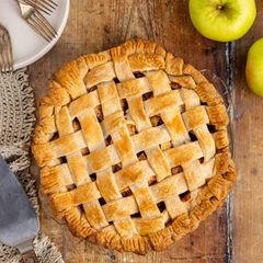 A picture of Apple Pie a la Mode.