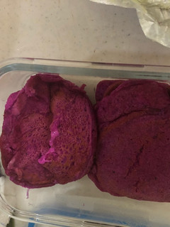 火龍果煎餅 的食譜成品照片