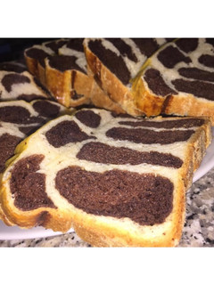 A picture of Leopard Bread (on stove).