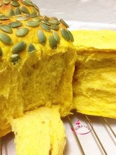 蜂蜜南瓜吐司（湯種低溫發酵法） 的食譜成品照片