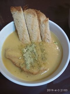 Una foto de Crema ligera de boniato y cebolla