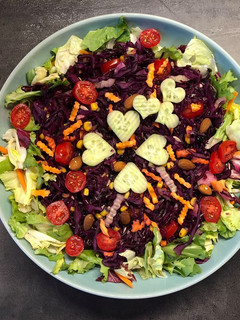 Una foto de Ensalada de col lombarda