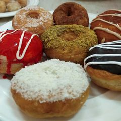 A picture of Dough nut.