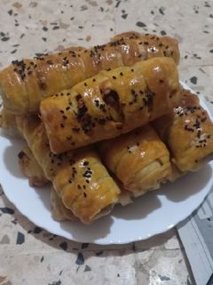 صورة لوصفة وصفة البوراك جديدة وبمكونين فقط للعجينة 😋