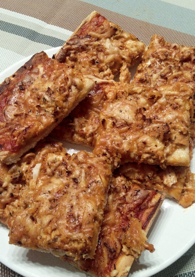 Una foto de Pizza de pollo