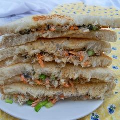 A picture of Chicken veg sandwich.