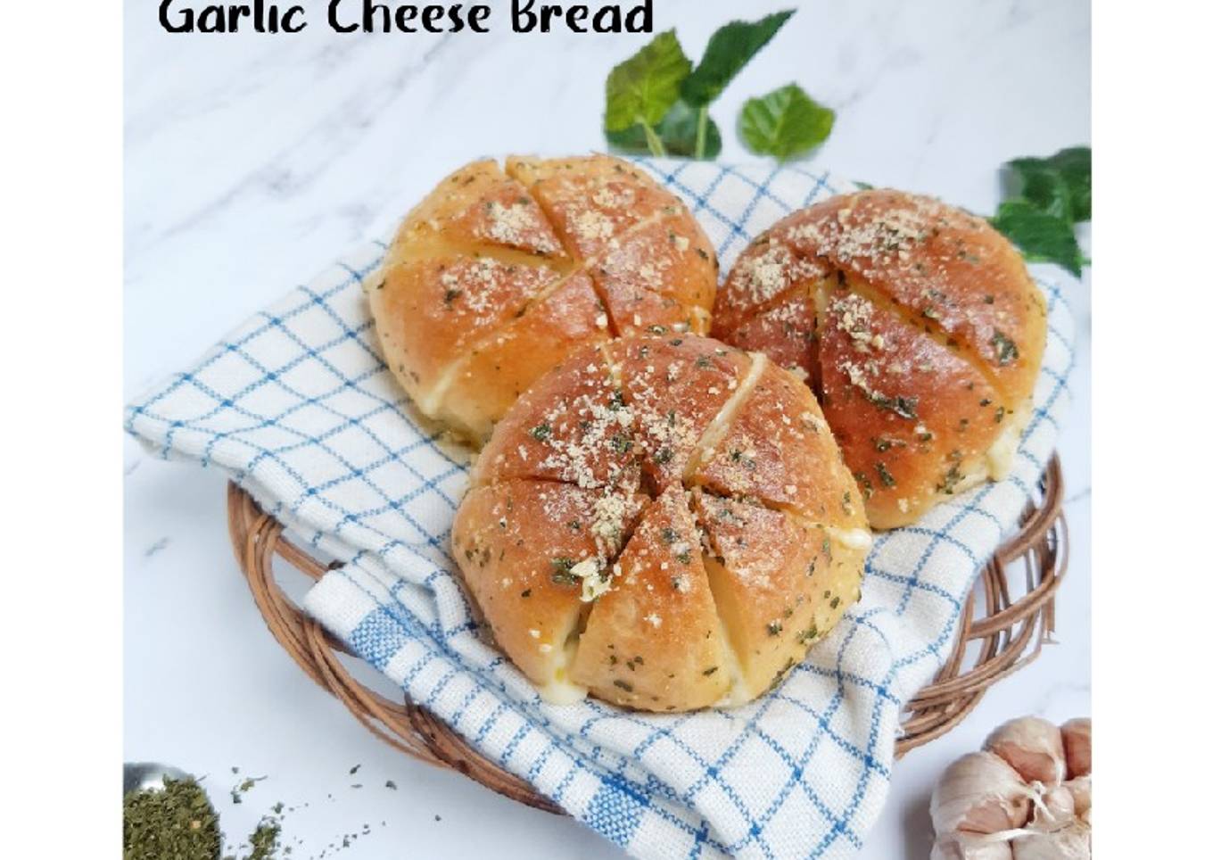 Korean garlic cheese bread