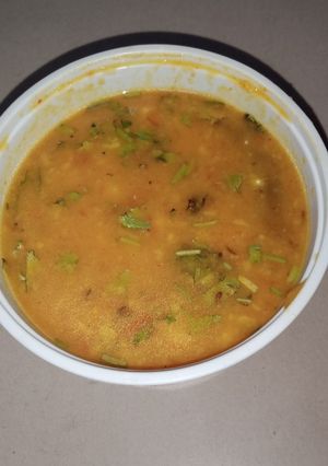 आलू टमाटर की सब्जी(ALOO TAMATAR K SABZI RECIE IN HINDI) रेसिपी मुख्य फोटो