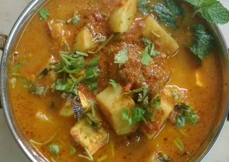 Steps to Make Homemade Paneer Potato Curry