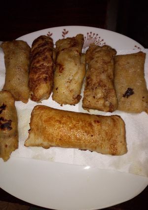 A picture of Spring rolls.