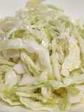 Ensalada de col aliñada
