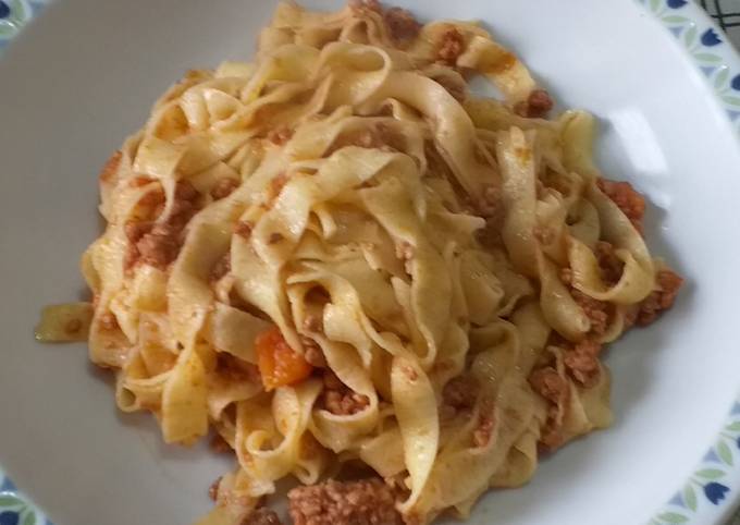 Tagliatelle al ragù