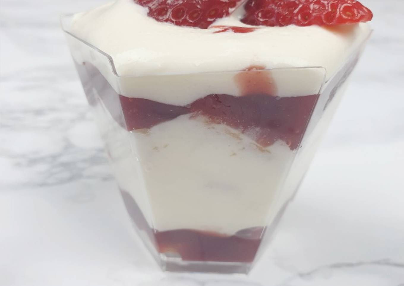 Tiramisu aux fraises