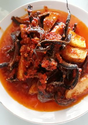 Foto resep Balado belut kering dan kentang ala mimi Shidqya
