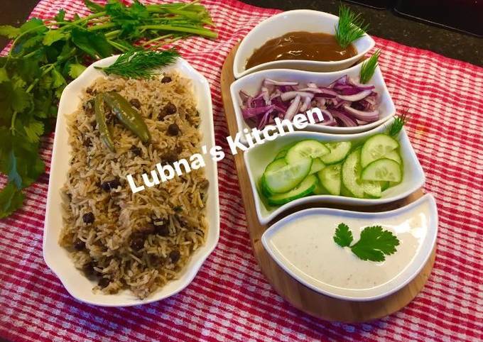 Simple Way to Prepare Delicious Black chickpea Pulao Kale chane ka Pulao