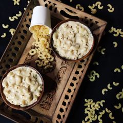 A picture of White sauce macaroni.