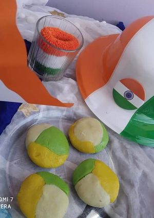 A picture of Tri Colour Peda.