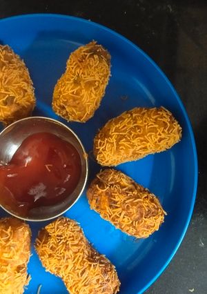 क्यारोट बुलेट (carrot bullet recipe in marathi) रेसिपी चे मुख्य फोटो 