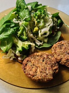 Gombás-cukkinis vöröslencse fasírt recept fotója
