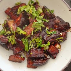 Crispy garlic aubergine A picture of Crispy garlic aubergine.