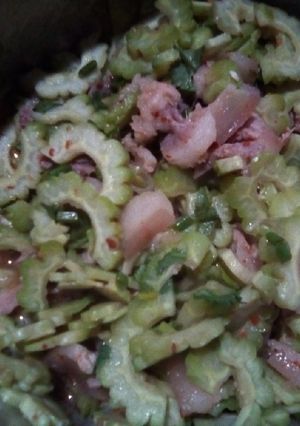 Hình của món Thịt xào khổ qua.