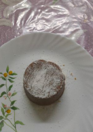 "বিস্কুটের চকোলাভা" (Bscuit chocolava recipe in Bengali) রেসিপির প্রধান ছবি