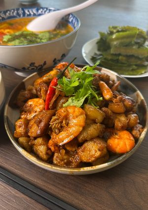 A picture of Vietnamese Stir fried Shrimp & Pork Belly | Tôm Răm Thịt Ba Rọi.