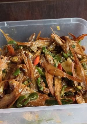 Foto resep Oseng Ikan Asin Teri Tawar Padang Cabai Hijau