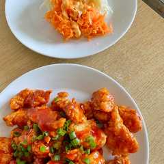 Korean Spicy Chicken & Acar A la Hokb*n রেসিপির প্রধান ছবি