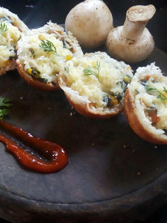 A picture of Bread cheese katori.
