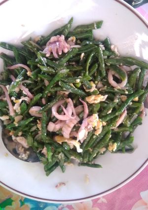 Foto resep Tumis kacang panjang x cumi dan telur orak arik