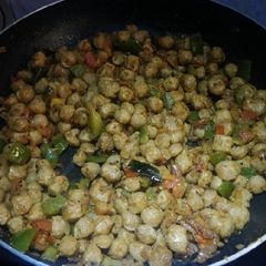 A picture of Soya chunks fry.