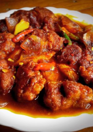 ফ্রাইড চিকেন কড়াই (fried chicken kadai recipe in Bengali) রেসিপির প্রধান ছবি